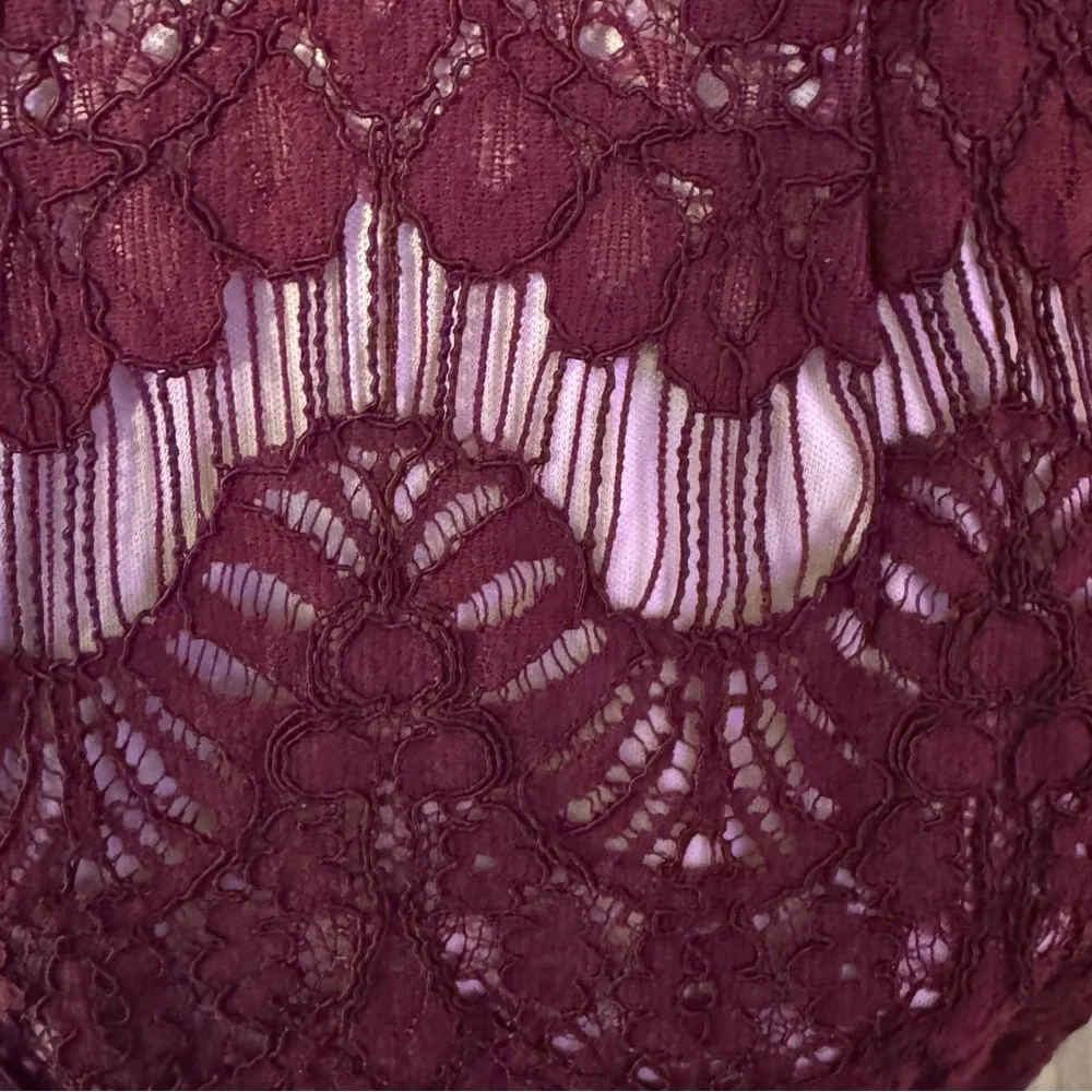 Jessica Howard Lace Overlay Sheath Dress – Burgundy Wine – Size 16 - Picture 10 of 13
